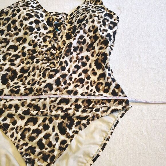 Bleu Rod Beattie Animal Print Soft Cup Adjustable Strap One Piece Size 14 NWT - Picture 11 of 13